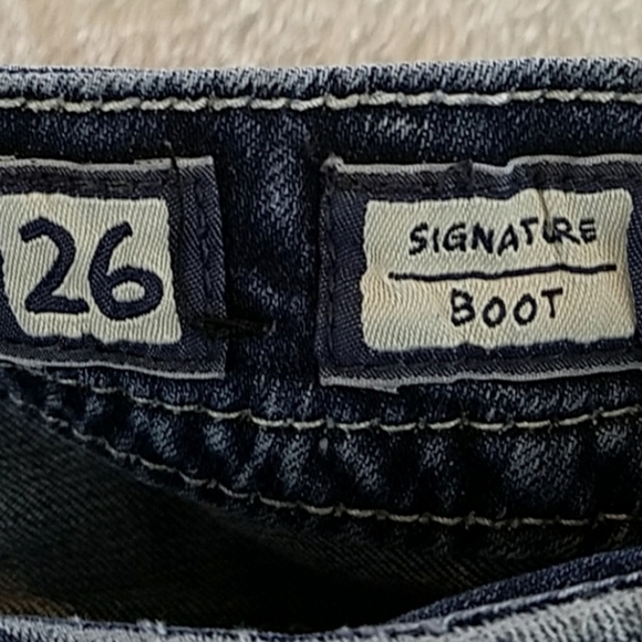 Miss Me jeans size 26 with 29 inch inseam - Picture 4 of 7